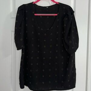 Pom Pom V-neck Puff Sleeve Blouse
